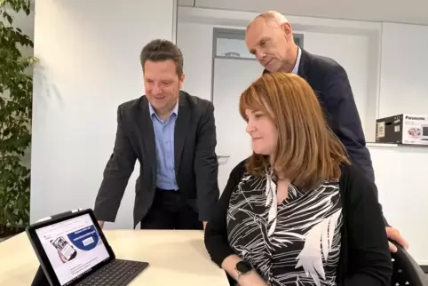 Sie wollen die Digitalisierung der VG anschieben (von links): Frank Rüttger, Jürgen Esser und Sandra Weiß. 