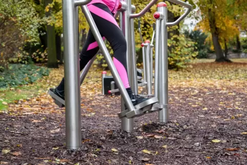Freizeitangebot: Ein Trimm-dich-Pfad dient zum Sporteln im Freien. 