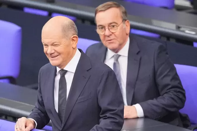 Rückendeckung oder nicht? Scholz oder doch Pistorius? Die K-Frage wühlt die SPD auf. Die Meinungen gehen auseinander. Rückendeckung oder nicht? Scholz oder doch Pistorius? Die K-Frage wühlt die SPD auf. Die Meinungen gehen auseinander.
