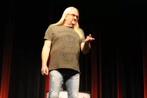 Sven Hieronymus brachte das Publikum zum Lachen.