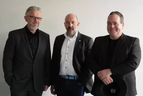 Peter Starke, Michael Magin und Klaus Knopper (v.l.) sind die Vizepräsidenten der Hochschule Kaiserslautern . Peter Starke, Michael Magin und Klaus Knopper (v.l.) sind die Vizepräsidenten der Hochschule Kaiserslautern .