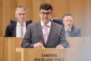 Bisher Vorsitzender der Fraktion der Freien Wähler, jetzt nur noch Vorsitzender einer Gruppe im Landtag: Helge Schwab bei einer 
