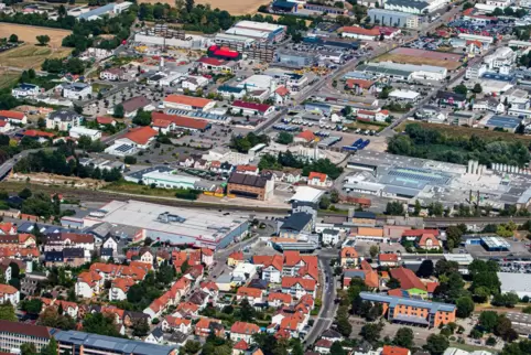 In Grünstadt gibt es bereits etliche Unternehmen. In der Verbandsgemeinde sind die Gewerbegebiete nicht so groß. 