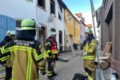 Lauergasse: beengte Einsatzsituation. 