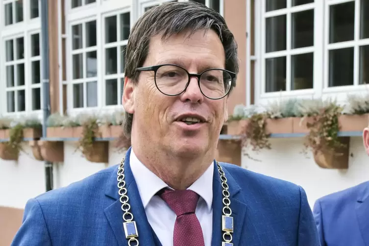 Zweibr&uuml;ckens OB Marold Wosnitza. 
