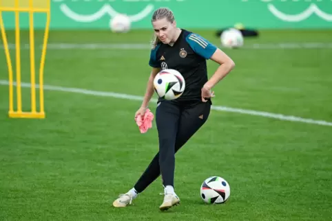 Laura Freigang will mehr Spielzeit im DFB-Team. Doch sie weiß auch: „Es liegt an mir, mich auf dem Platz zu zeigen.“ 