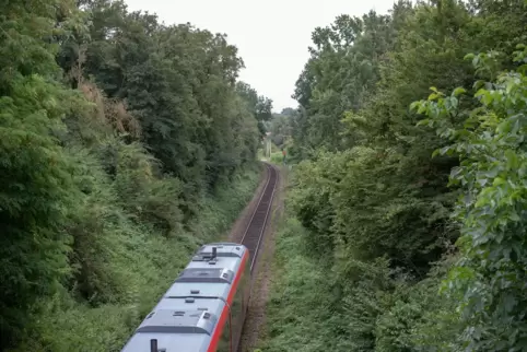 Die Bahnstrecke von Winden nach Wissembourg ist bis auf Weiteres gesperrt.