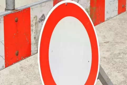 In Landau, Siebeldingen und Annweiler wird an den Gleisen gearbeitet.
