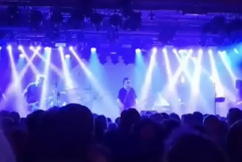 Erst Anfang November hatten „Echoes“ im „Colos-Saal“ im heimischen Aschaffenburg ihren ersten Auftritt mit dem nahezu komplett r