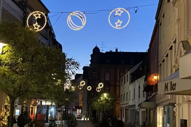 In der Poststra&szlig;e gibt es auch diese Leuchtelemente zu sehen. 