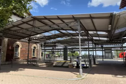 Bahnfahrer aus Grünstadt müssen in den nächsten zwei Wochen auf die halbstündige Verbindung nach Frankenthal verzichten. 