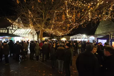 Weihnachtsmarkt in Wörth: Unser Foto stammt aus dem Jahr 2018. Seit vergangenem Jahr hat der Markt ein neues Konzept.