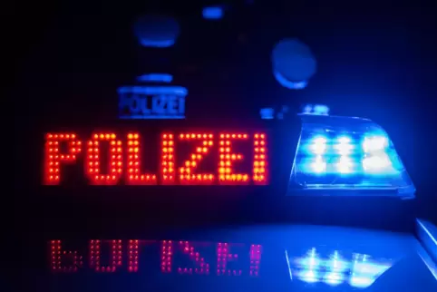 Der Jugendliche ignorierte die Anhaltesignale und setzte seine Fahrt fort. 