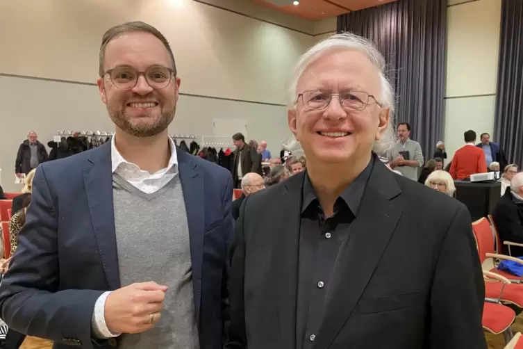 &Uuml;ber die Potenziale Speyers im Gespr&auml;ch: Christian Mikunda (rechts) und Wirtschaftsf&ouml;rderer Mario Daum, der ihn &uuml;ber das Prgramm