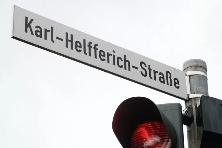 Die Helfferich-Straße wird zur Exterstraße.
