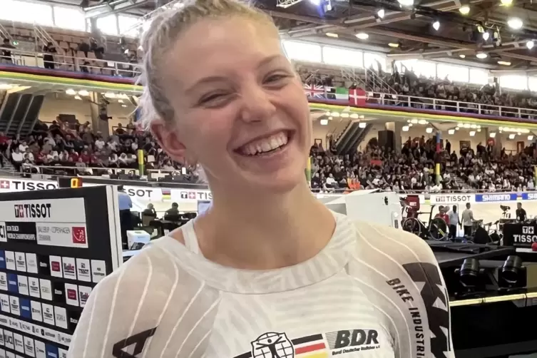 Alessa-Catriona Pr&ouml;pster ist ein fr&ouml;hlicher Mensch &ndash; und hart im Nehmen. Sie kennt St&uuml;rze, aber der Crash von London war ein and