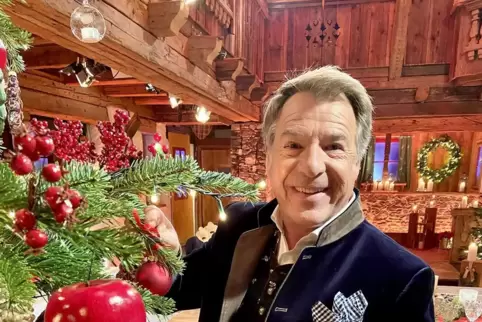 Der 64-jährige Patrick Lindner ist einer der erfolgreichsten Stars der deutschen Volksmusik- und Schlagerszene. Seinen langjähri