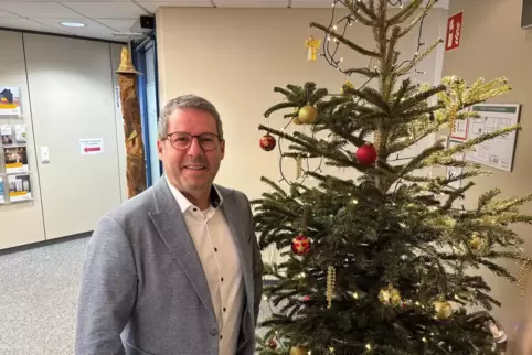 „Es ist unser täglich Brot.“ Stadtwerke-Chef Hans-Jürgen Rossbach blickt gelassen auf Weihnachten. Denn: Der Strom reicht, auch 