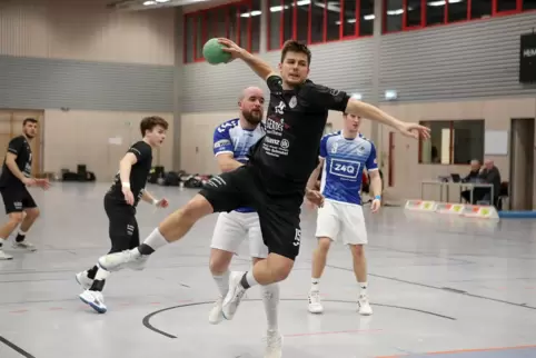 Mit fünf Toren in die Pause: Patrick Müller (HSG Dudenhofen/Schifferstadt).