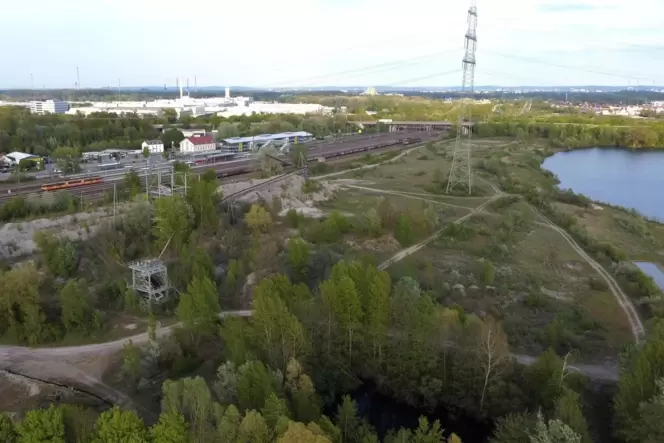 Rund 1,2 Millionen Euro hat die Stadt 2015 für das 15,7 Hektar großen Schauffele-Gelände bezahlt. Rund 1,2 Millionen Euro hat die Stadt 2015 für das 15,7 Hektar großen Schauffele-Gelände bezahlt.