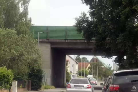 Birkenweg: Unfall kurz hinter dem Autobahndamm.
