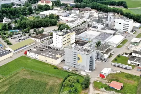 Wird verkauft: der BASF-Standort in Illertissen. Und damit auch das Geschäft mit dort produzierten Inhaltsstoffen für Nahrungsmi