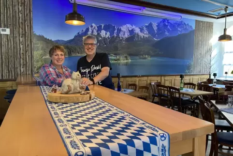 Wolhfühlen wie in Bayern: Dazu lädt das Gastronomen-Ehepaar Bärbel und Uwe Leis in den Schalander in Kusel ein. 