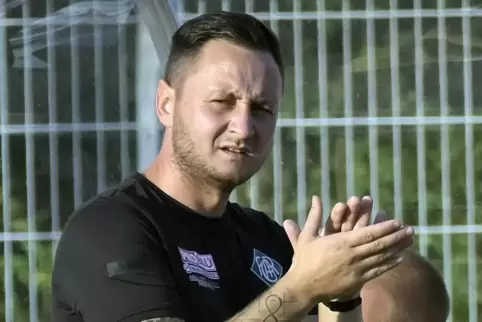 Bleibt bei der Arminia: Trainer Chris Chorrosch.
