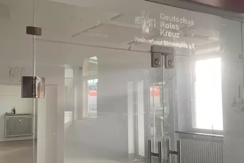 Ende November hat das Rote Kreuz die Räume am Bahnhof verlassen. 