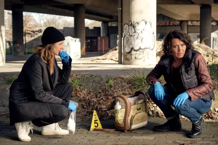 Im Neujahrs-&bdquo;Tatort&ldquo; verschl&auml;gt es die TV-Kommissarinnen Lena Odenthal und Johanna Stern kurz auch nach Frankenthal. 