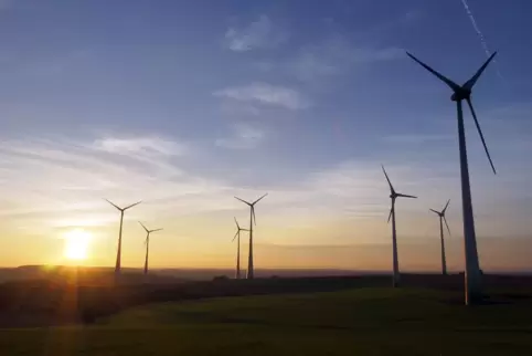 Die Windräder bei Riedelberg sind von Bottenbach aus nicht zu übersehen. Jetzt soll die Gemeinde wenigstens eine kleine finanzie