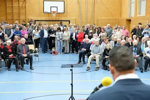 Erstmals hielt Aaron Holaus die Rede zum Neujahrsempfang.