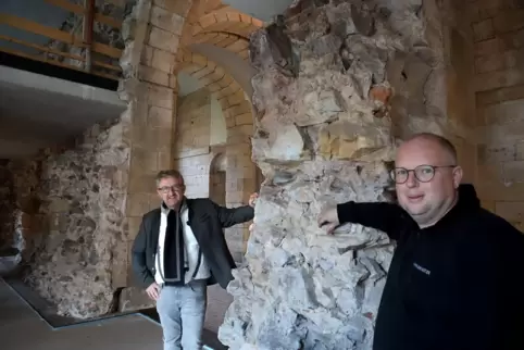 Alexander Kurz bringt ab Februar Leben in das Deutsche Tor in Landau, das seit 2003 Architekt Thorsten Holch gehört.