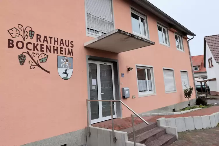 Die Kommunalpolitiker m&uuml;ssen Kleinkindern Platz machen: Bockenheims Rathaus soll zum provisorischen Kindergarten werden. 