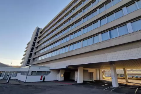 Wirkt wie ein Geisterhaus: das Leoso-Hotel.