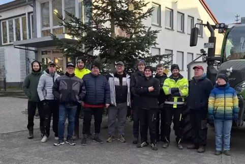 Die fleißigen Helfer bei der CDU-Christbaum-Sammelaktion. 
