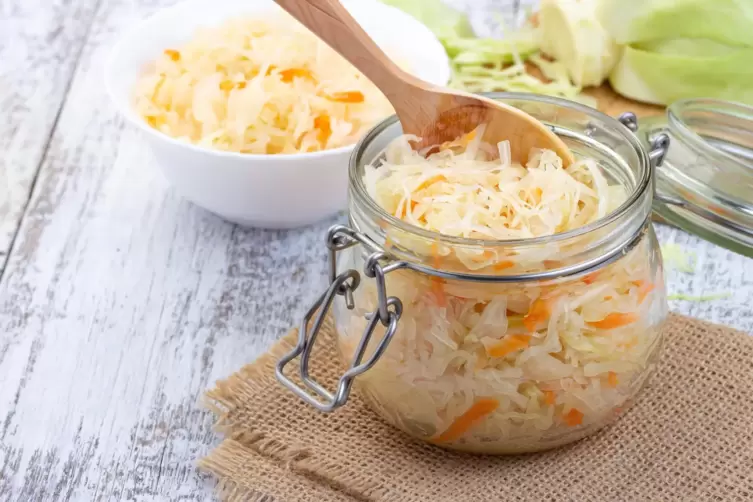 Dank Salz wird aus Kraut Sauerkraut. 