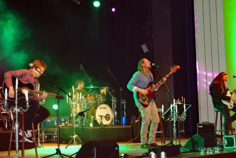 Die Hauensteiner Band RockXn ist mit dabei.