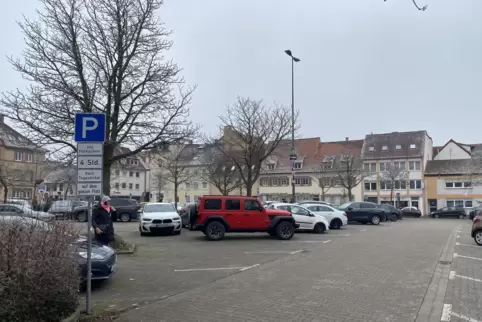 Der Landauer Weißquartierplatz. 