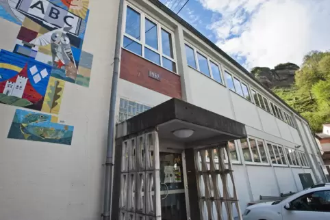 Wird Stützpunkt der „Draußenschule“, die zum Schuljahr 2025/26 an den Start geht: die ehemalige Grundschule in Frankenstein. 