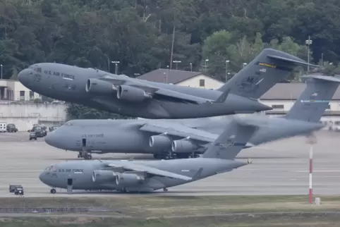 Das Flugzeug kehrte kurz nach dem Start nach Ramstein zurück. 