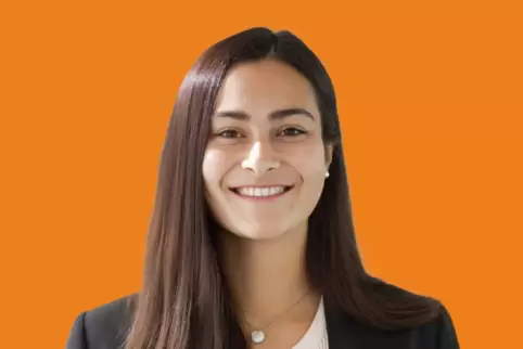Machte am Hohenstaufen-Gymnasium in Kaiserslautern 2013 Abitur: Jasmin Awan, Direktkandidatin der Freien Wähler.