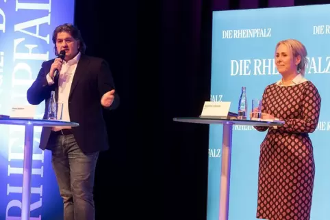 Diskutierten beim Wahlforum der RHEINPFALZ: Peter Spitzer (SPD), der Landrat werden will, und Susanne Ganster (CDU), die Landrät Diskutierten beim Wahlforum der RHEINPFALZ: Peter Spitzer (SPD), der Landrat werden will, und Susanne Ganster (CDU), die Landrät
