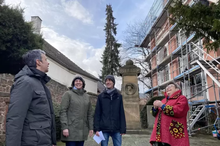 Freuen sich &uuml;ber das Projekt (von links): Pfarrer Bernd Rapp sowie Silke Pister, Roland Schenck und Helga Fuchs-Entzminger vom P