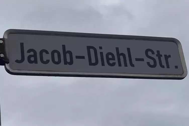 Die Jacob-Diehl-Stra&szlig;e im Kaiserslauterer Stadtteil Erzh&uuml;tten/Wiesenthalerhof bekam 1973 ihren Namen