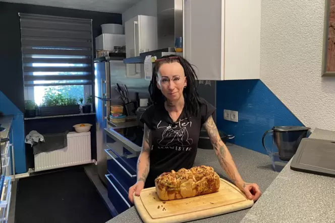 Michaela Kleinschuster-Jung bittet bei der Sendung »Das perfekte Dinner« zu Tisch. Michaela Kleinschuster-Jung bittet bei der Sendung »Das perfekte Dinner« zu Tisch.