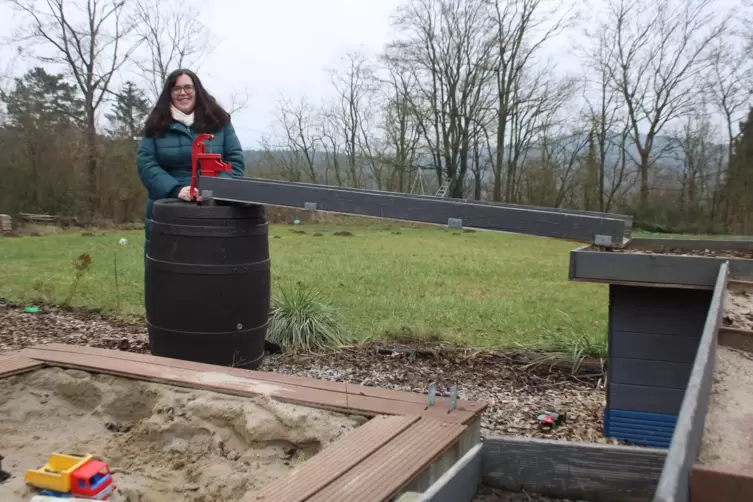 Jaqueline Rauschkolb lebt mit ihrer Familie im fr&uuml;heren Haus von Gro&szlig;vater Heinrich Rauschkolb. 
