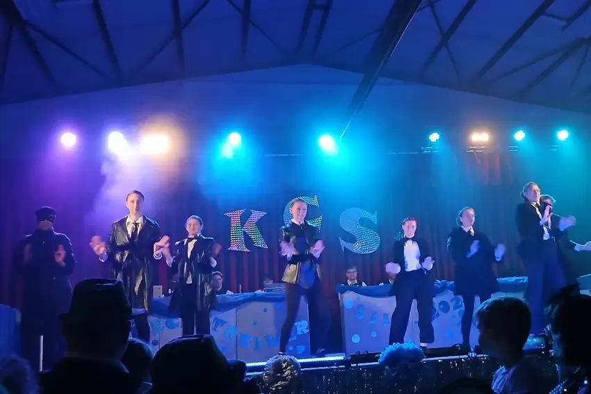Showtanz.