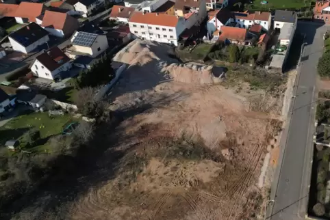 Die Bebauung der Industriebrache Blum in der Hennenhecke in Hettenleidelheim rückt näher.