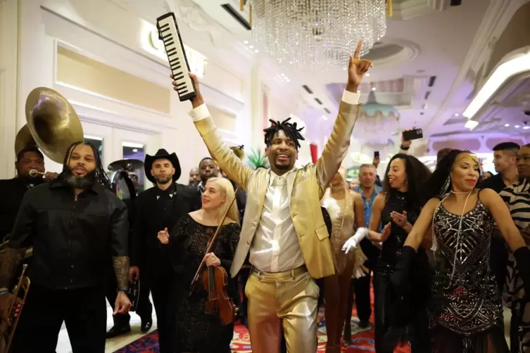 Jon Batiste sind die US-Hymne. 
